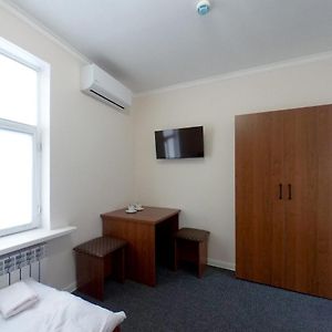 Twin Room Private External Bathroom